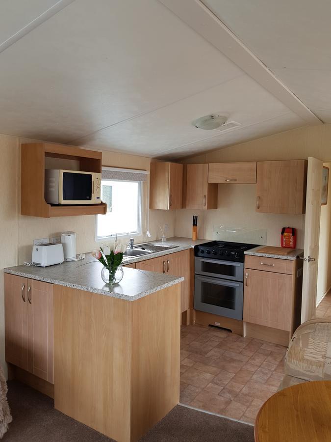 Pitch & Canvas - Self Catering At Broad Oak Farm Hotell Tattenhall Exteriör bild
